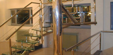 Строительство лестницы из металла для второго этажа